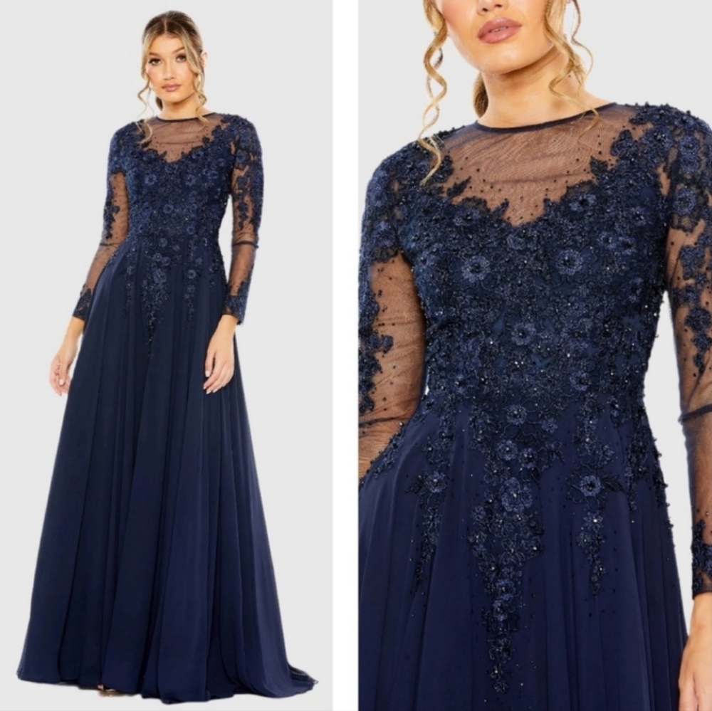 Mac Duggal Elegant Navy Blue Lace Evening Gown
